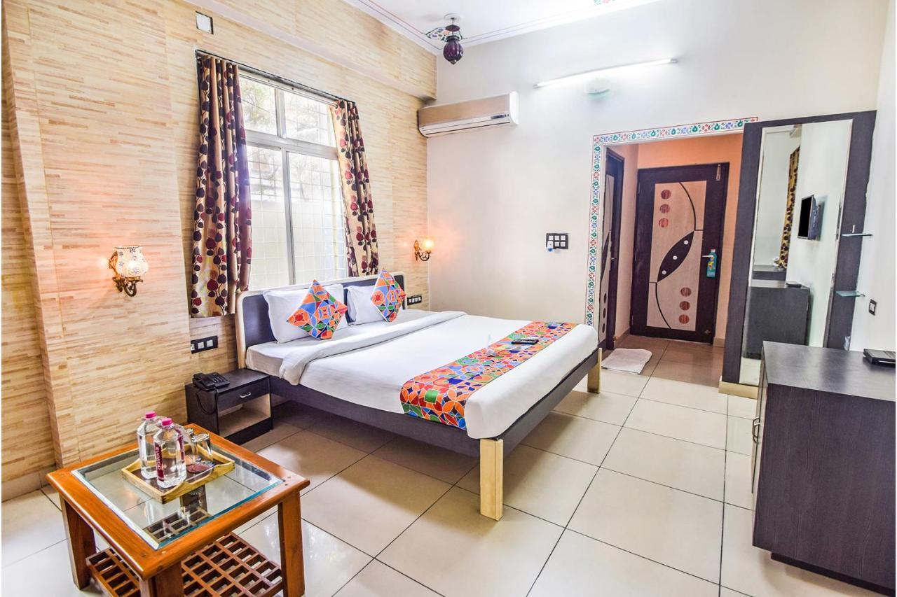 Fabhotel Everest International Удайпур Екстериор снимка
